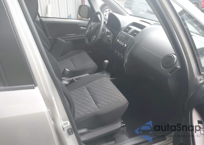 JS2YB417896200835: 42646630