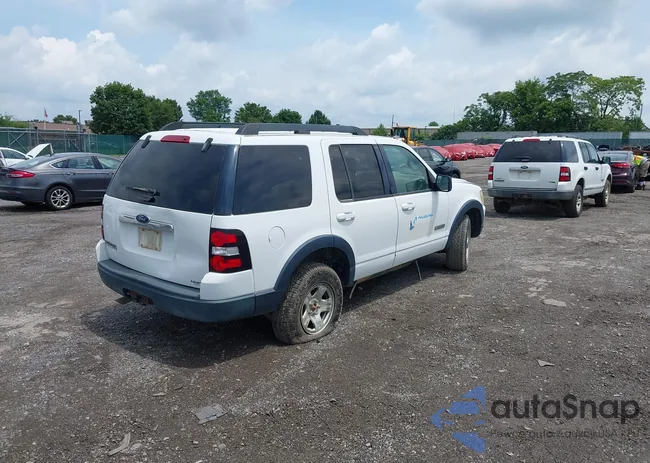 1FMEU63E57UA47477: 42646649