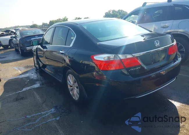 1HGCR2F78FA220199: 42646715