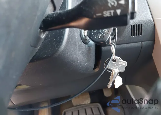 2T1BU4EE4AC278545: 42646722