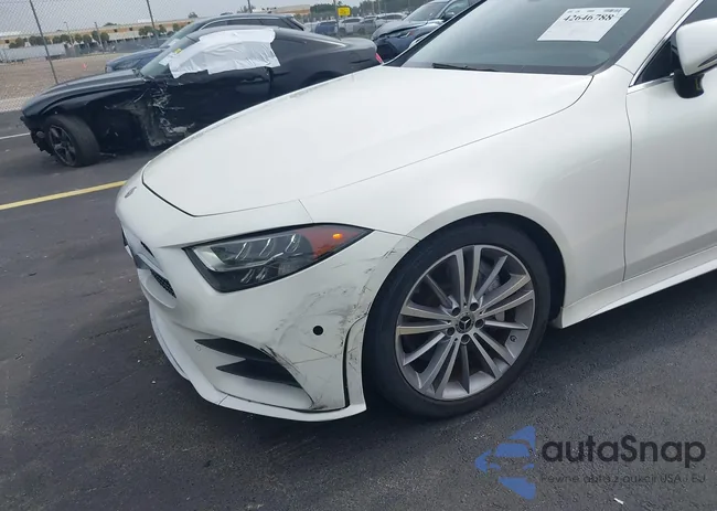 WDD2J5JB2KA038108: 42646788