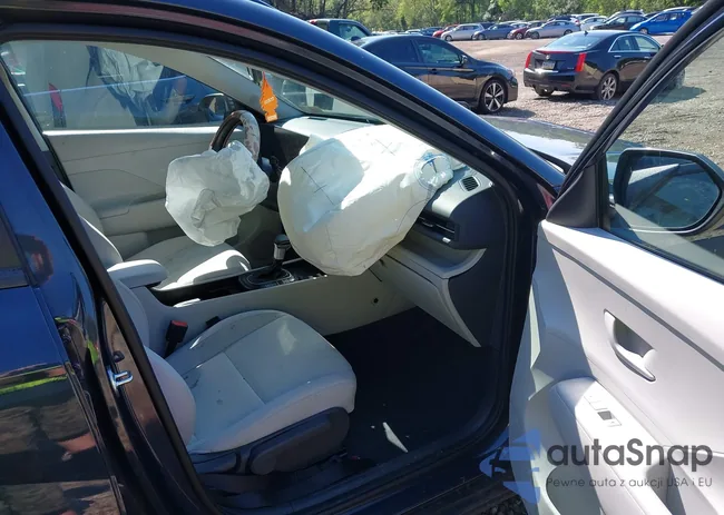 KM8HB3AB9RU042294: 42646870