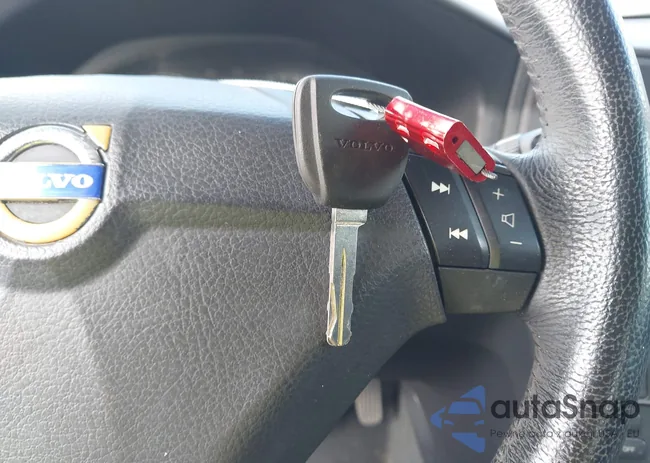 YV1RS592362544874: 42646919