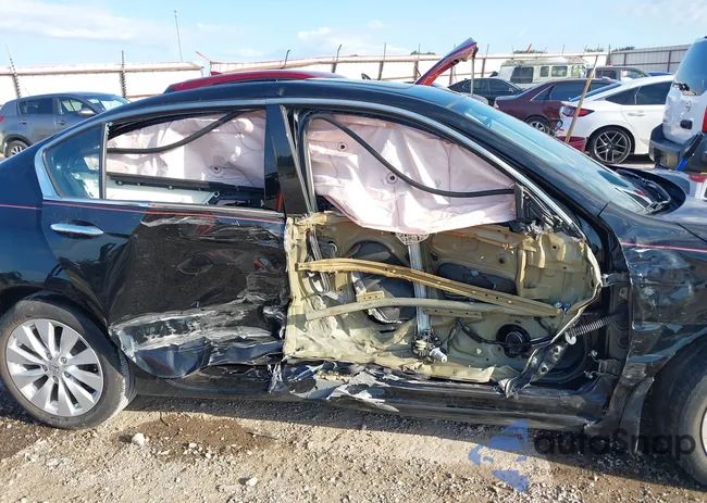 1HGCR3F85FA031234: 42645954