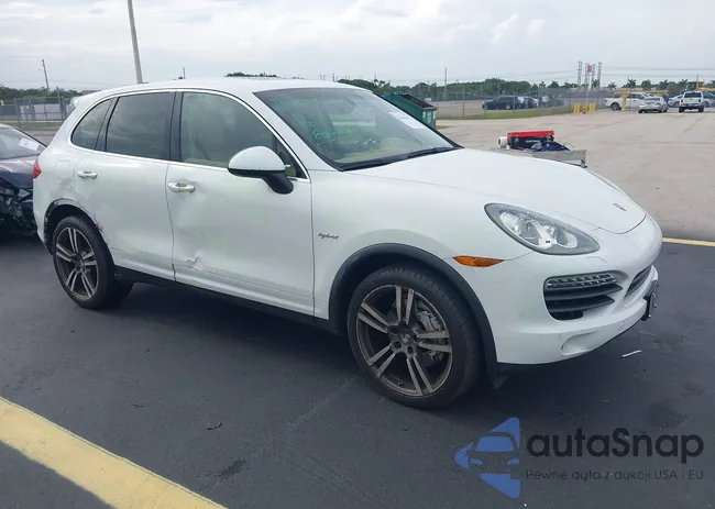 WP1AE2A23DLA14379: 42646293