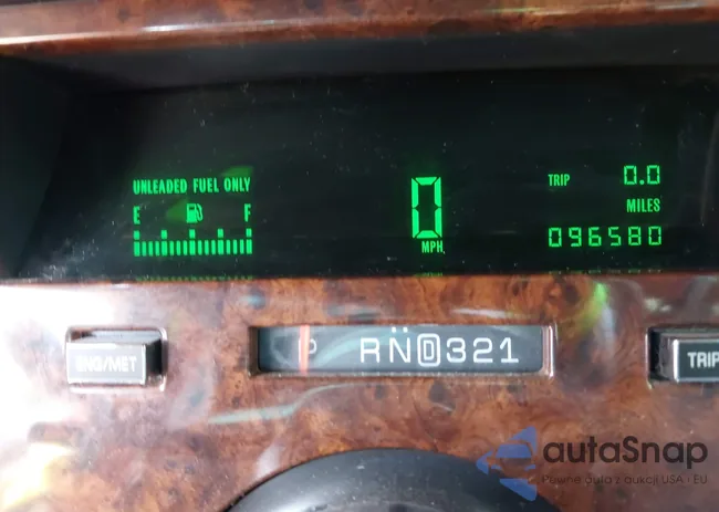 1G6DW52P5TR701174: 42646327