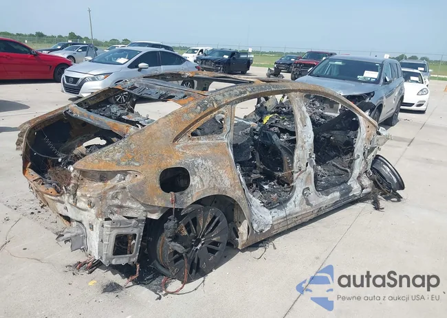 W1KEG2BBXPF019602: 42647348