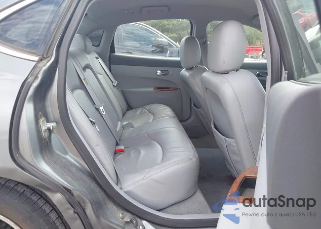 2G4WD532851333563: 42647375