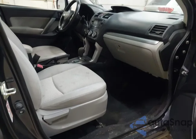 JF2SJABC6FH424913: 42647458