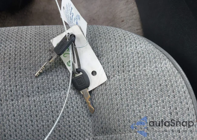 1G1FP23E9ML176194: 42647555