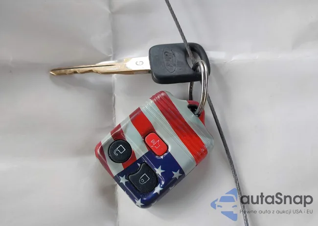 1FTNX21P84EA26301: 42647558