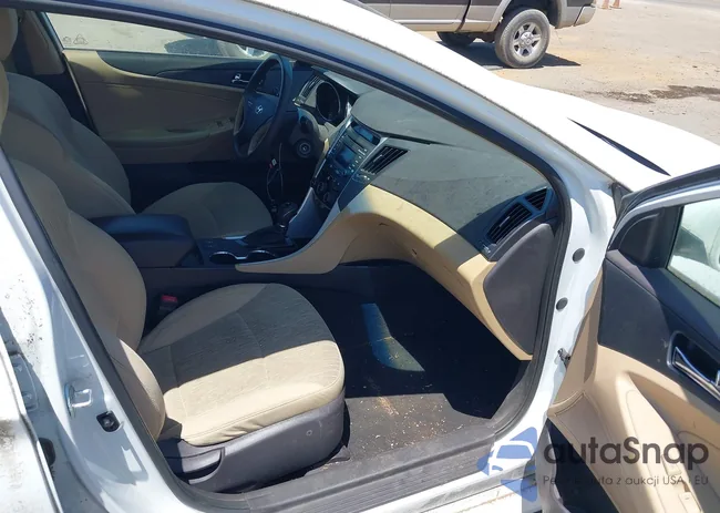 5NPEB4AC3EH843006: 42647592