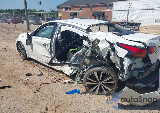 1N4BL4CV7KC137460: 42647618