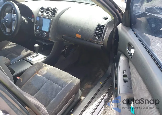 1N4AL21E48C131076: 42647638