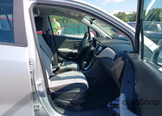 KL7CJNSB2HB086429: 42647647