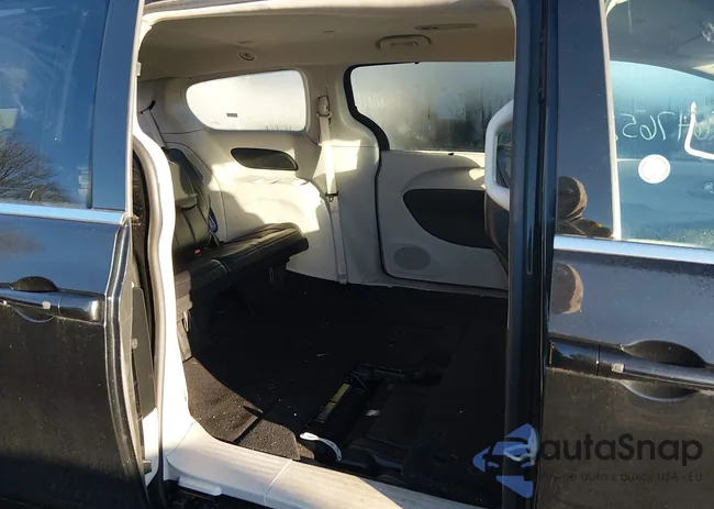 2C4RC1BG1PR606504: 42647652