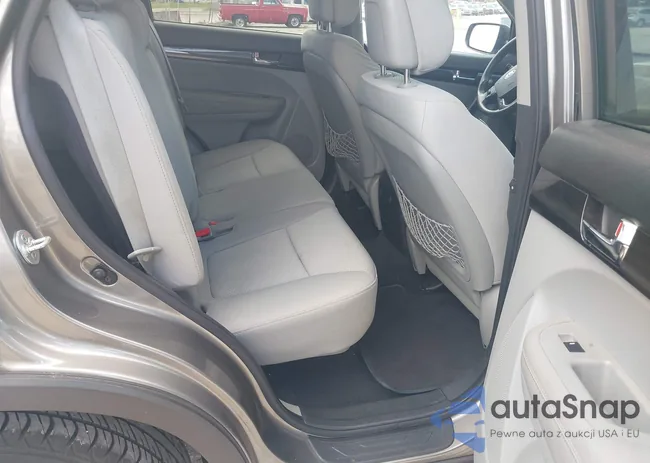 5XYKT3A62DG322174: 42647736