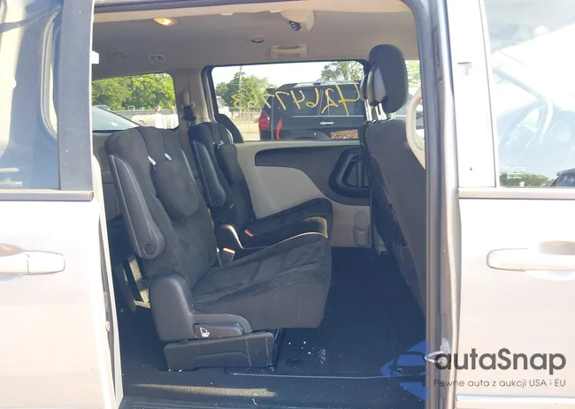 2C4RDGCG5FR733575: 42647763