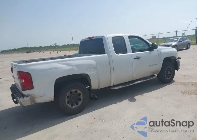 1GCRCPEX4CZ194500: 42647055