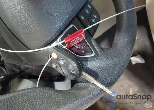 1FADP3F28FL214500: 42647084