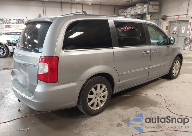 2C4RC1BG2ER221014: 42647144