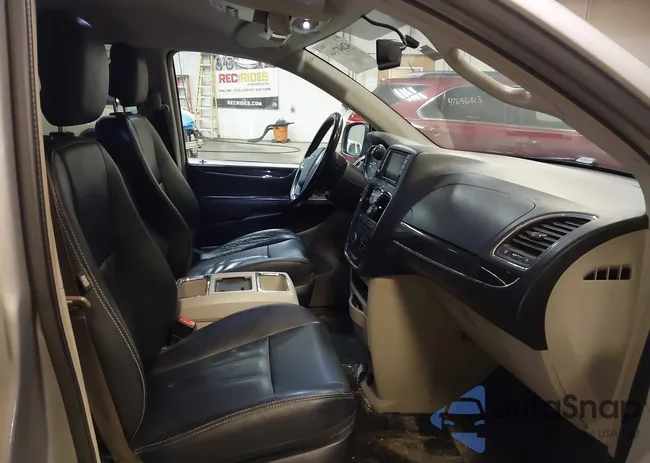 2C4RC1BG2ER221014: 42647144