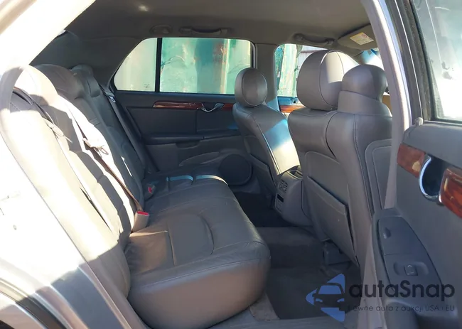 1G6KD54Y25U116443: 42647165