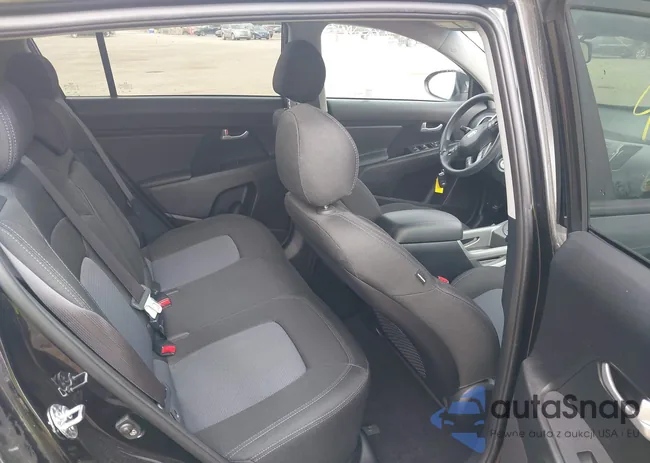 KNDPBCAC8G7869272: 42647204