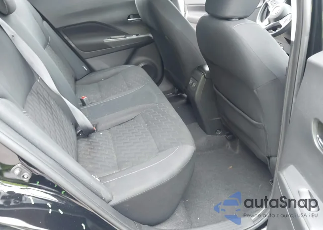 3N1CP5CVXML565512: 42647218