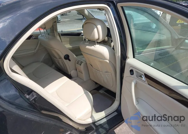 WDBRF87HX7F889041: 42648400