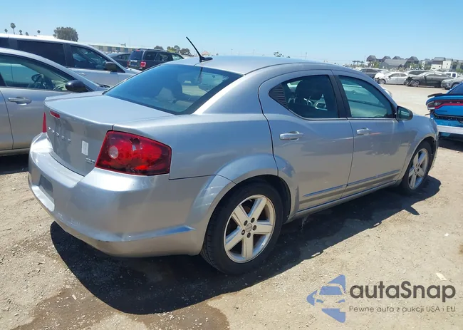 1C3CDZCB8DN708772: 42648446