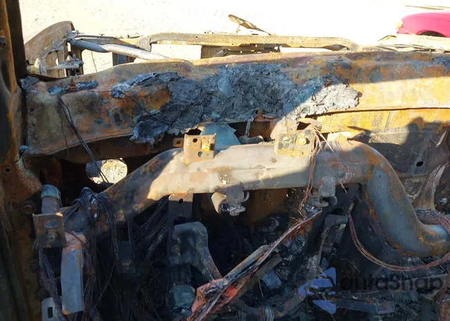 1GCVKREC7HZ328840: 42648626