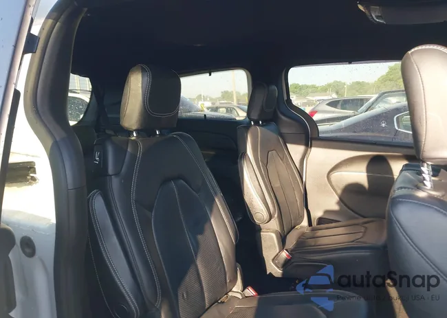 2C4RC1BG5KR522663: 42648632