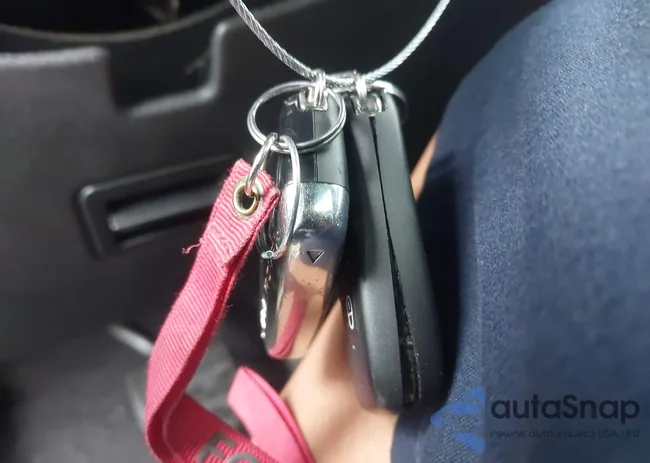 SALSH2E44DA801337: 42648671