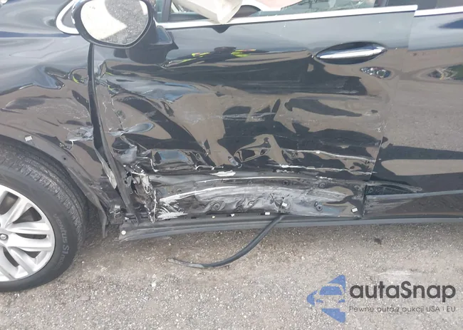 LRBFX3SX1KD009060: 42648759