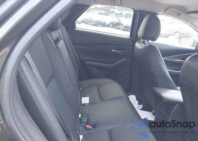 3MVDMBBL4MM258774: 42648883