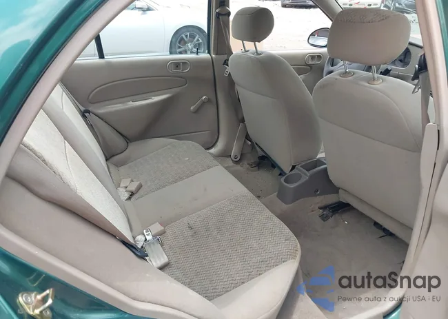 1FAFP13P2XW264113: 42648045