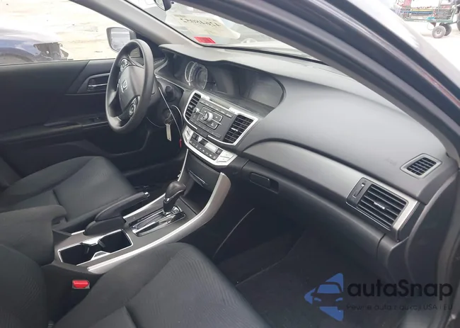 1HGCR2F39FA033423: 42648052