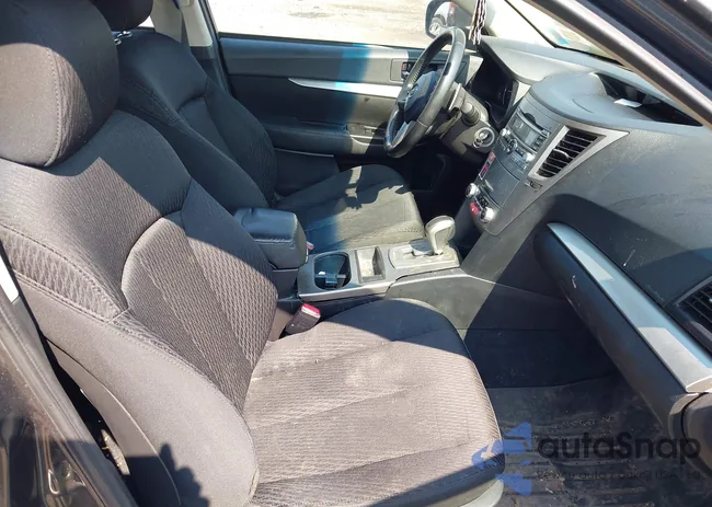 4S3BMBB61B3225135: 42648071