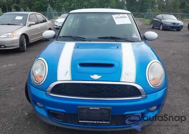 WMWSV3C52BTY13289: 42648086