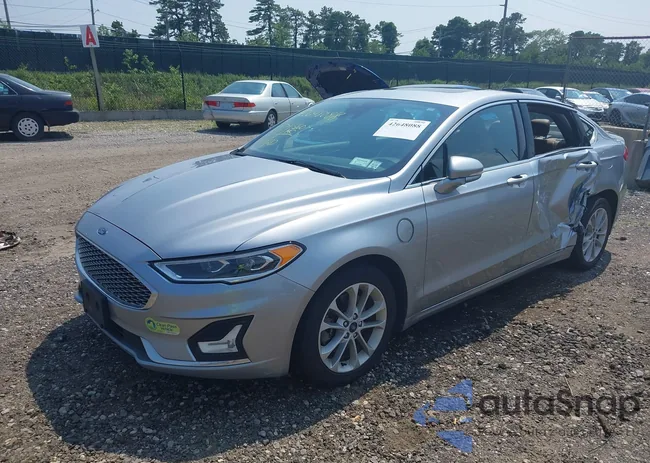 3FA6P0SU9LR142377: 42648088