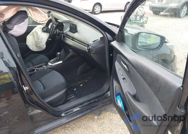 3MYDLBYV7KY509050: 42648120