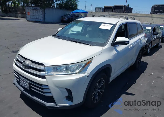 5TDZARFH8JS033218: 42648140