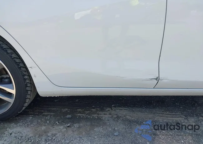 1G1ZD5ST2PF215069: 42649346