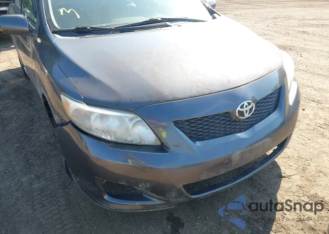 2T1BU4EE2AC202323: 42649401