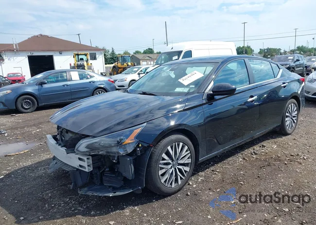 1N4BL4DV1PN339575: 42649484