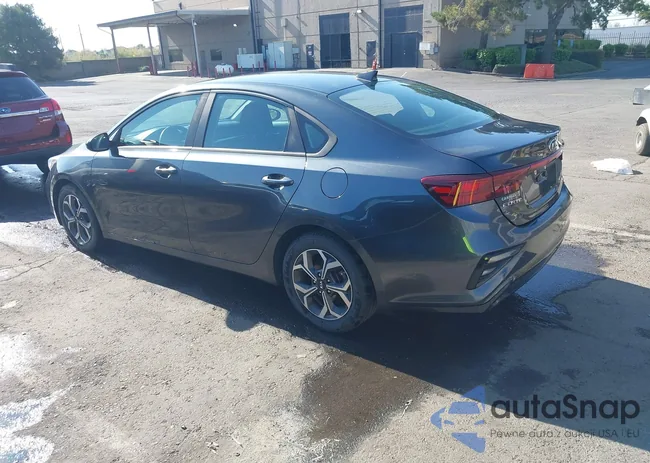 3KPF24AD1KE092839: 42649547