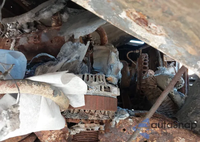 1FTCR11X9VPA43559: 42649600