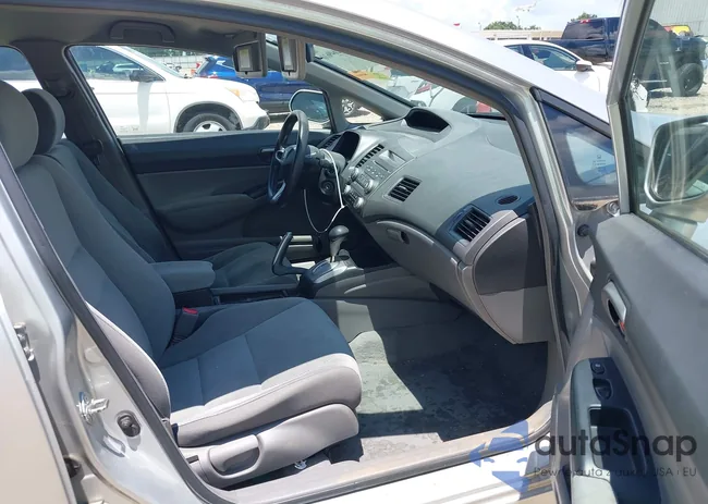 2HGFA1F53AH310092: 42649610