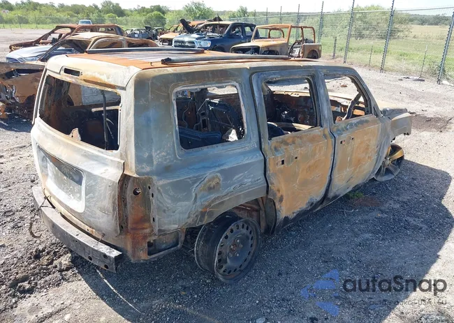 1C4NJRFB8FD143182: 42649675